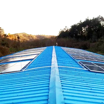 湖北養(yǎng)雞場(chǎng)彩鋼瓦30KW分布式電站